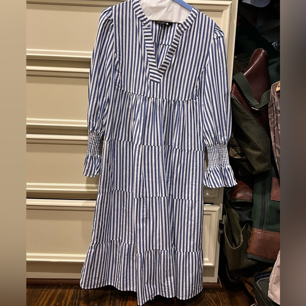 Tuckernuck Pomander Place dress. Size large
